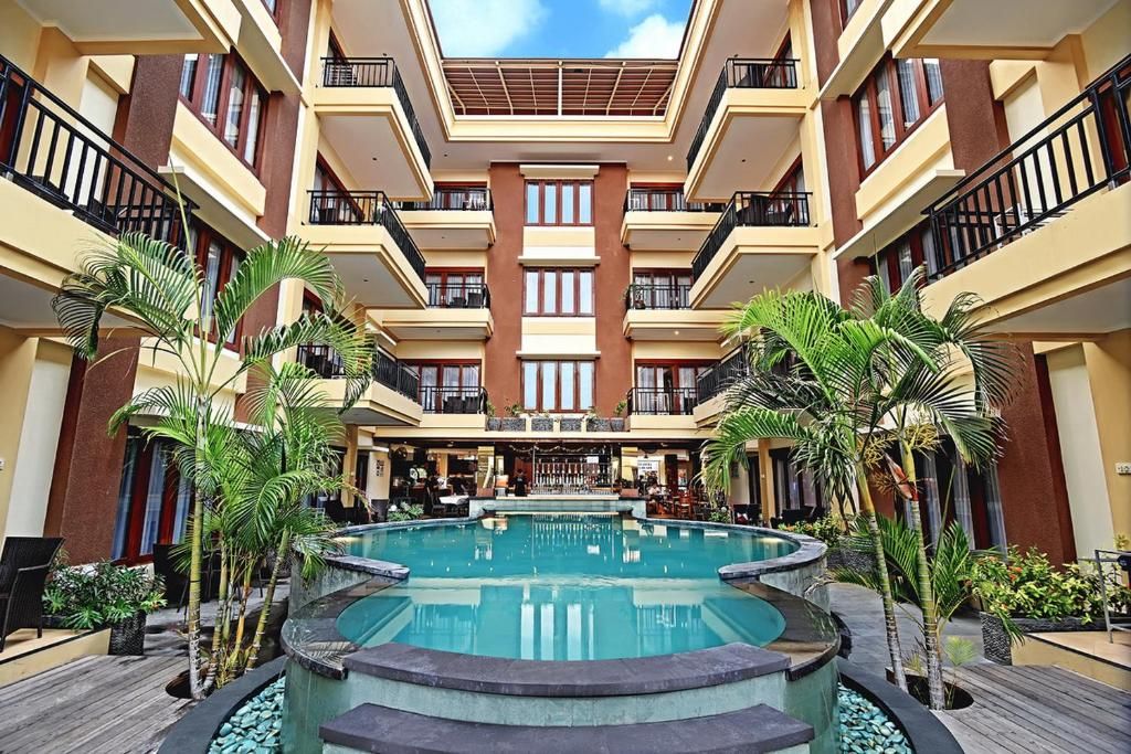 Kuta Town House - Kuta Townhouse - Pool bar