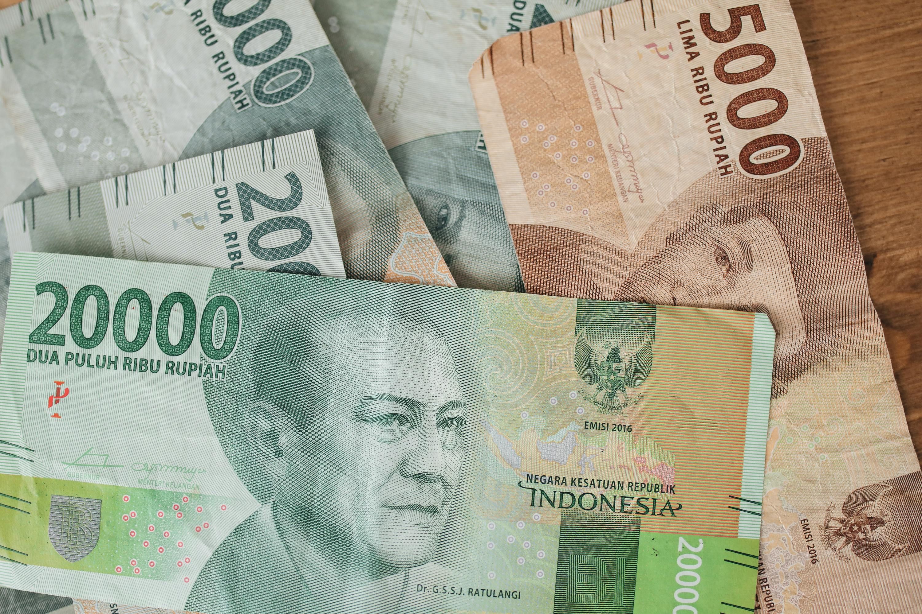 Bali — Close-up shot of various denominations of Indonesian Rupiah banknotes.