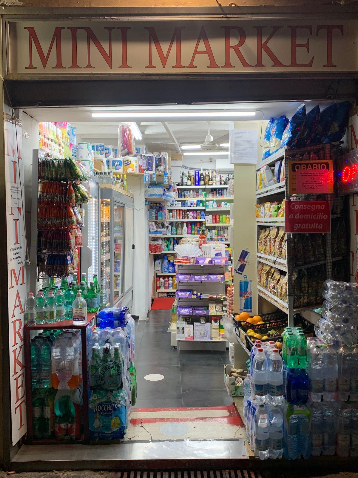 Convenience Stores, Italy