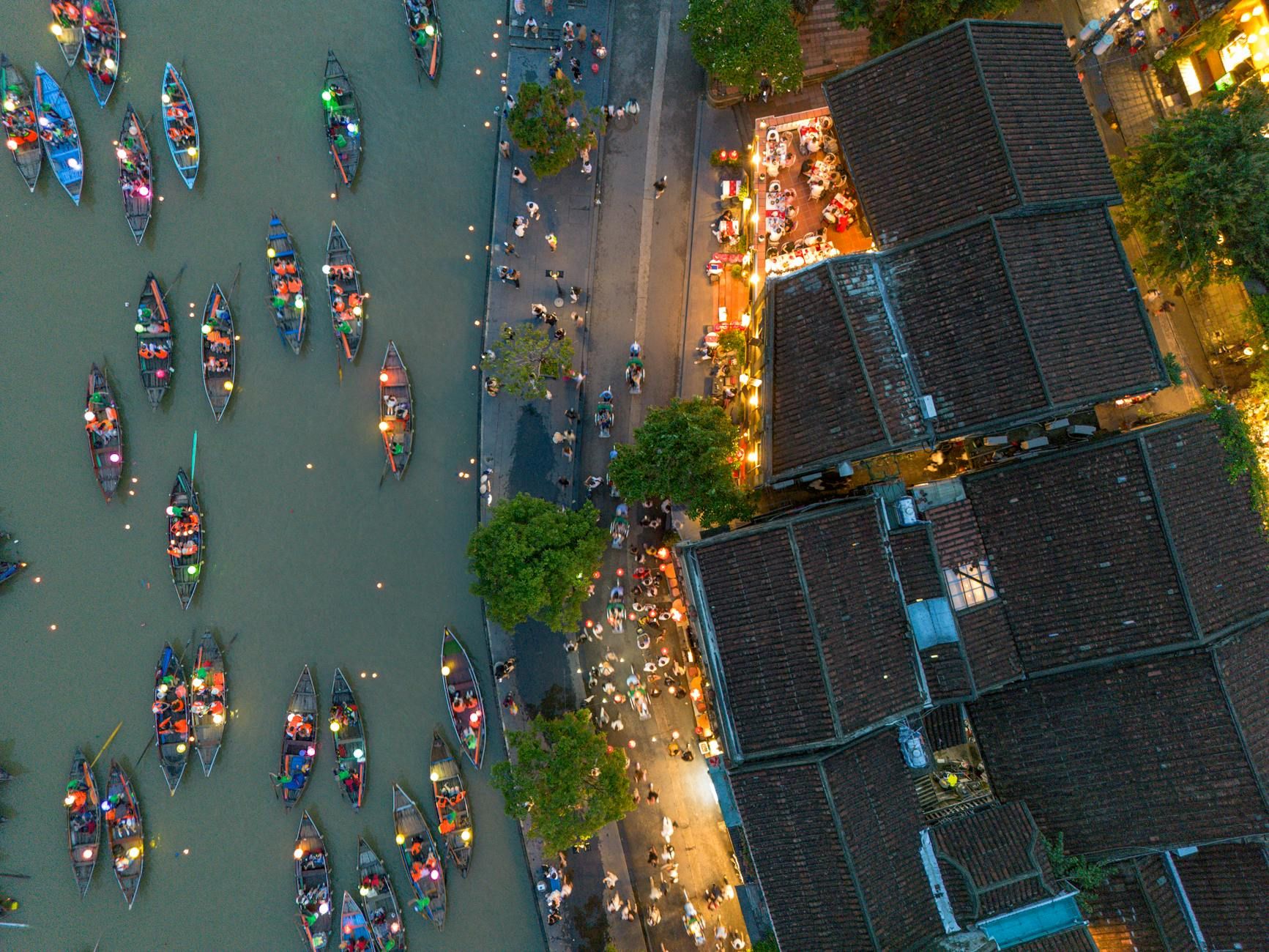 hoi an ancient town lanterns evening, Vietnam