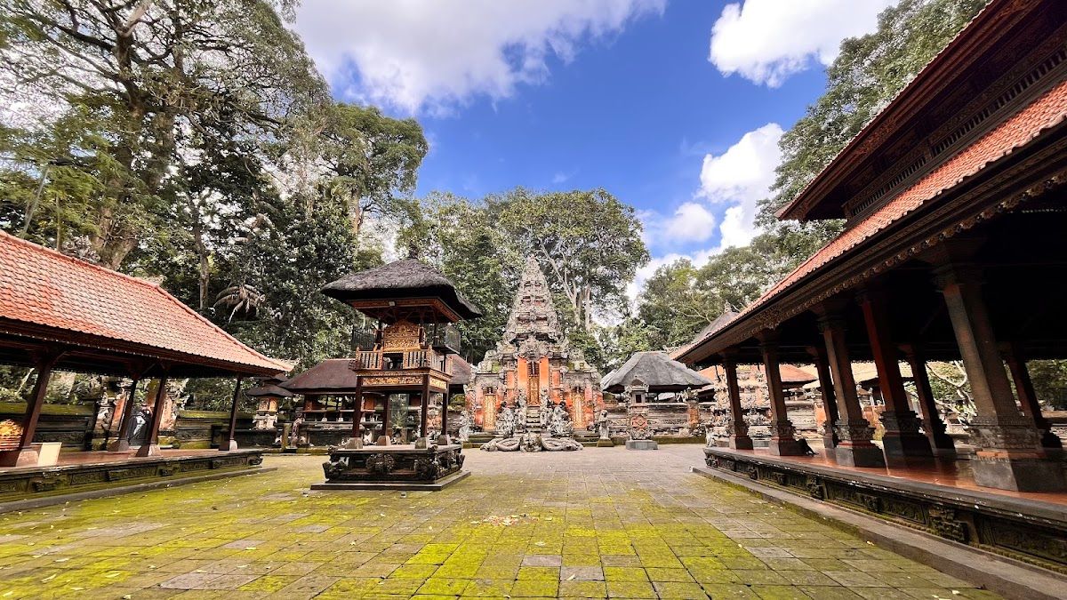 Monkey Forest Road (Jalan Monkey Forest) - Ubud